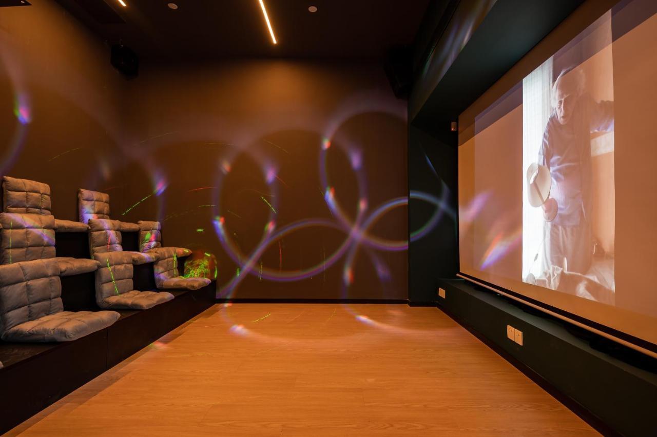 Dayin International Youth Hostel - Near East Nanjing Road & People'S Square & The Bund -Large Social Area -Bar -Cafe -Gym -Free Laundry Luggage Storage -24H Front Desk -English Service Shanghai Exterior photo