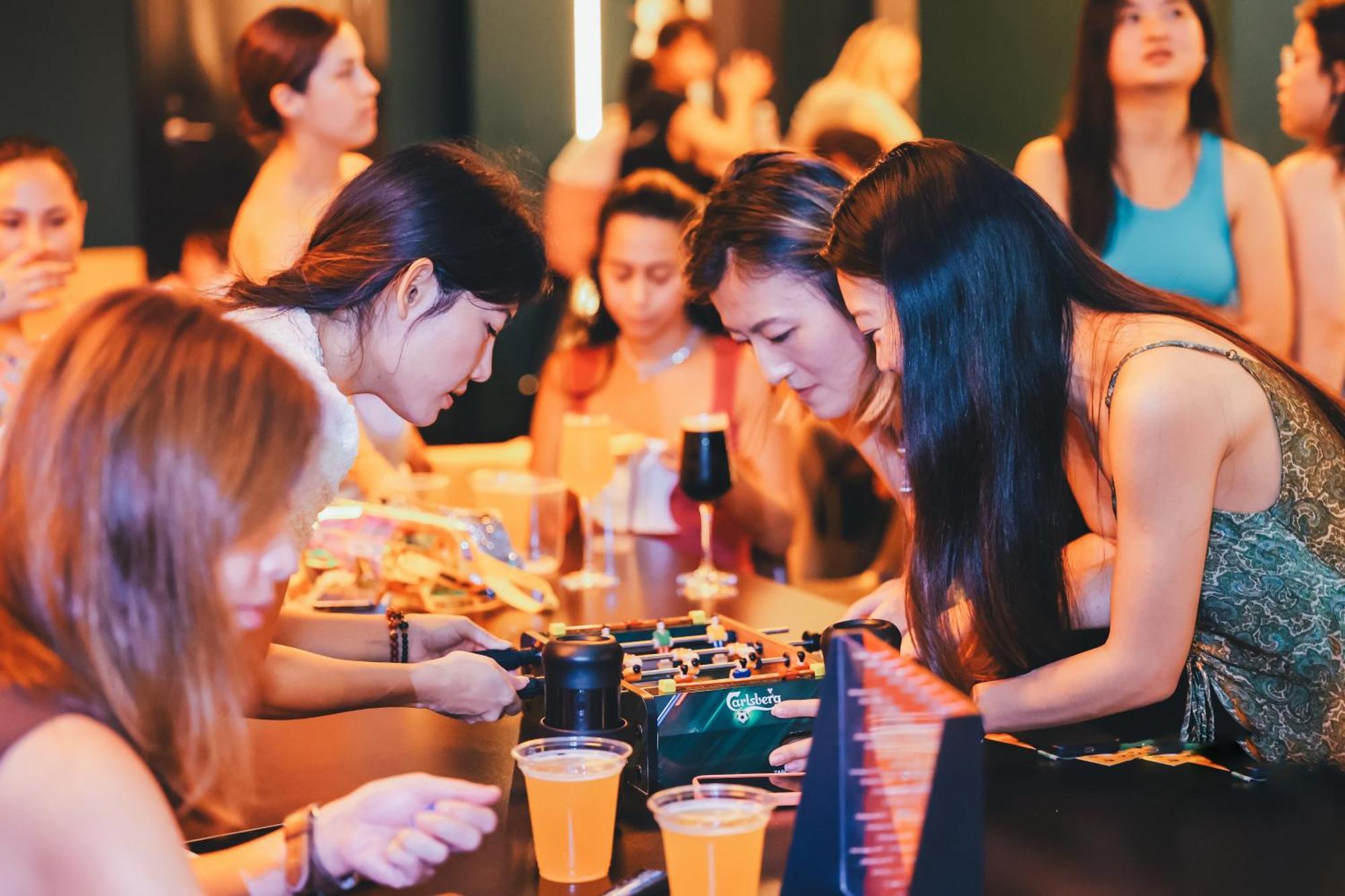 Dayin International Youth Hostel - Near East Nanjing Road & People'S Square & The Bund -Large Social Area -Bar -Cafe -Gym -Free Laundry Luggage Storage -24H Front Desk -English Service Shanghai Exterior photo